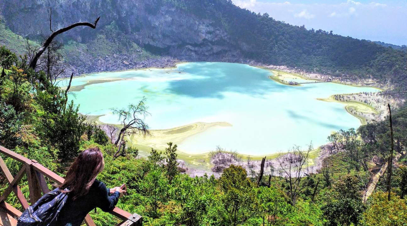 Primadona Wisata Kawah Putih Ciwidey - Vila Murah Ciwidey